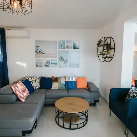 Holiday home Pet Friendly In Zatoglav With Kitchen Rogoznica (Sibenik-Knin)