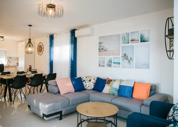 Holiday home Stunning In Zatoglav *