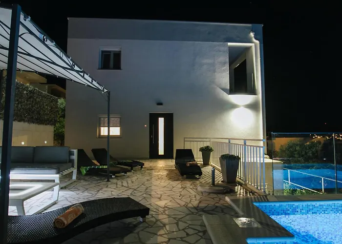 Дом отдыха Stunning In Zatoglav